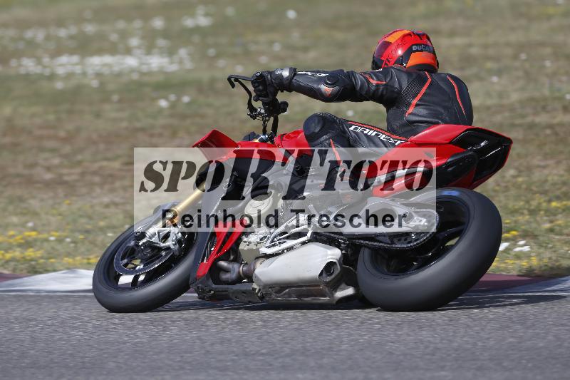 /37 09.08.2026  Pluess Motosport ADR/Freies Fahren/415